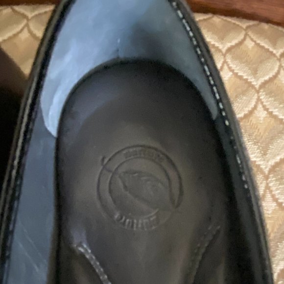 NURTURE Black Patent and Copper Ballet Flats - Picture 6 of 10